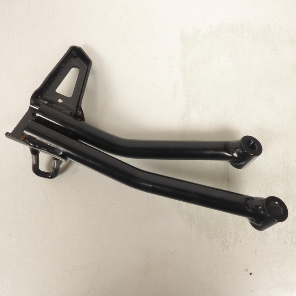 Platine de repose pied passager gauche origine pour Moto Suzuki 125 GSX-S 2017 à 2019 23KA Occasion