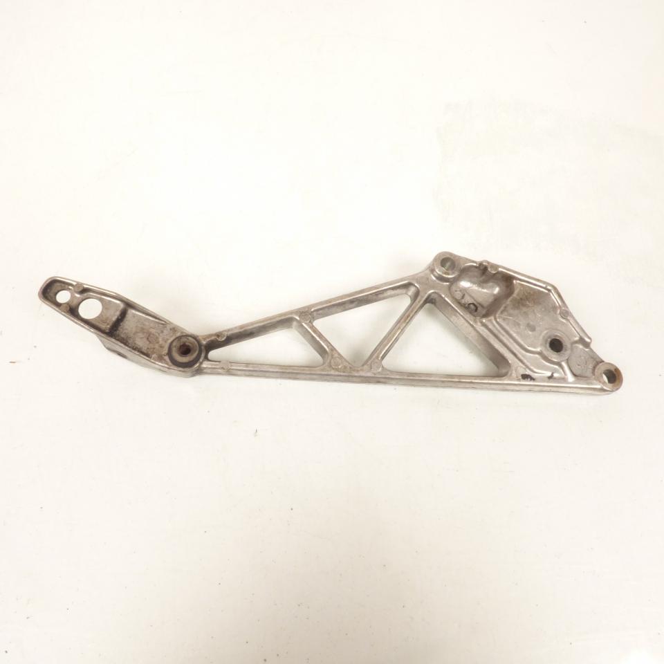 Platine de repose pied passager gauche origine pour moto Honda 750 VFF MB2-L Occasion
