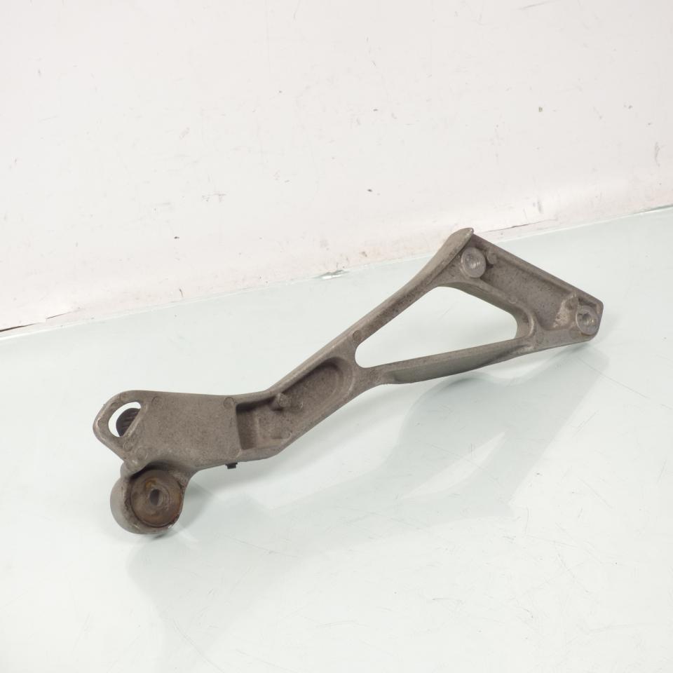 Platine de repose pied passager gauche origine pour Moto Yamaha 850 TDM 1991 à 1995 3VD Occasion