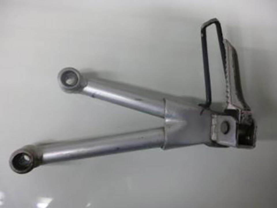 photo piece : Platine de repose pied passager gauche->Suzuki Bandit
