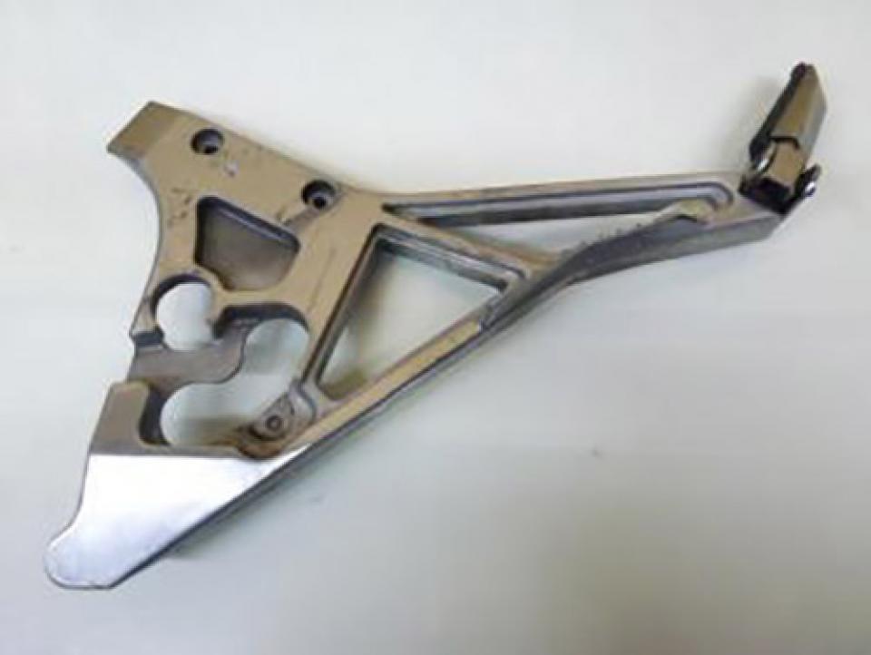 photo piece : Platine de repose pied passager gauche->Yamaha FJ