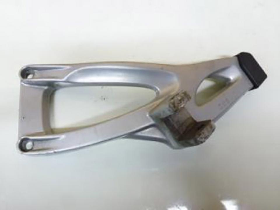photo piece : Platine de repose pied passager gauche->BMW K Rs