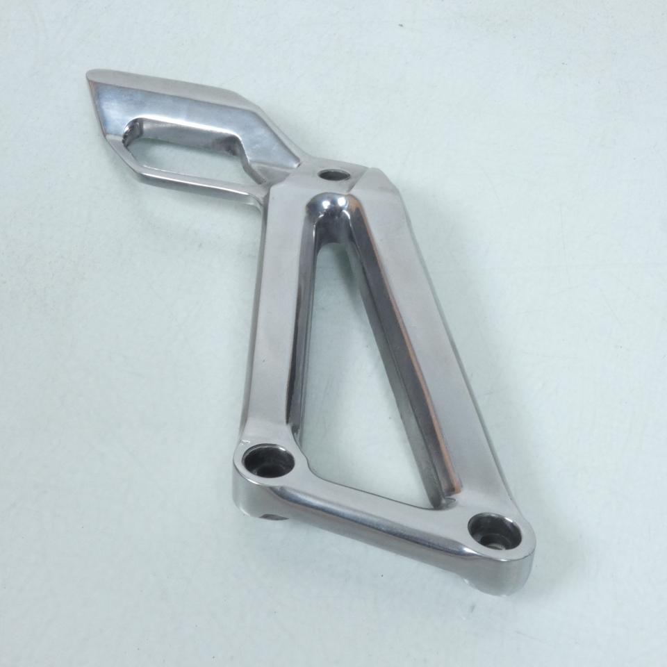 Platine repose pied passager ARG pour moto Aprilia 125 Pegaso AP8132659 Occasion