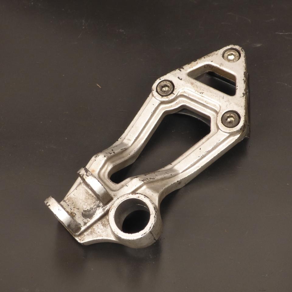 photo piece : Platine de repose pied passager droit->Kawasaki ZX B1-B3