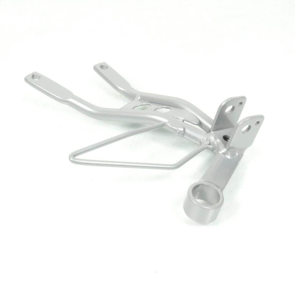 Platine de repose pied passager droit pour moto Peugeot 50 XR6 754503 Neuf