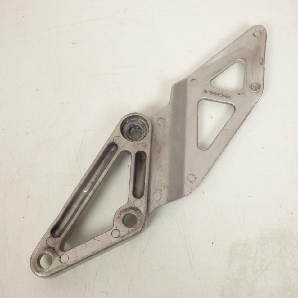 Platine de repose pied pilote gauche origine pour Moto Suzuki 750 Gsx-R 1992 à 1995 17E Occasion