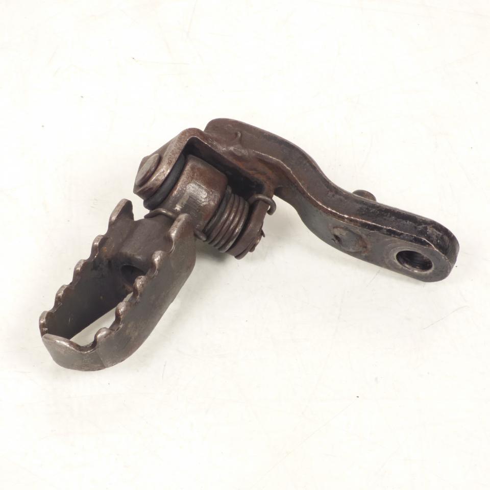 photo piece : Platine de repose pied pilote gauche->Honda XLS