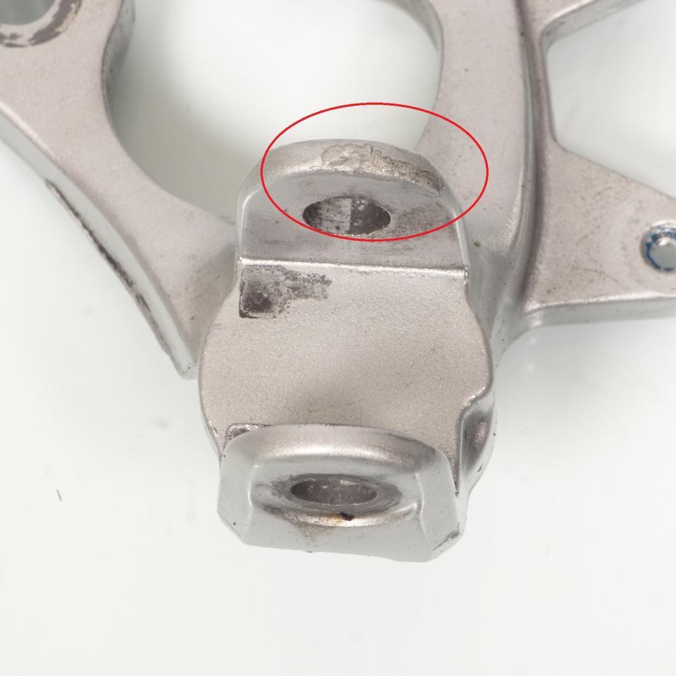 Platine de repose pied pilote gauche origine pour Moto Suzuki 600 Gsx-R 2011 à 2014 298906 47H-L Occasion