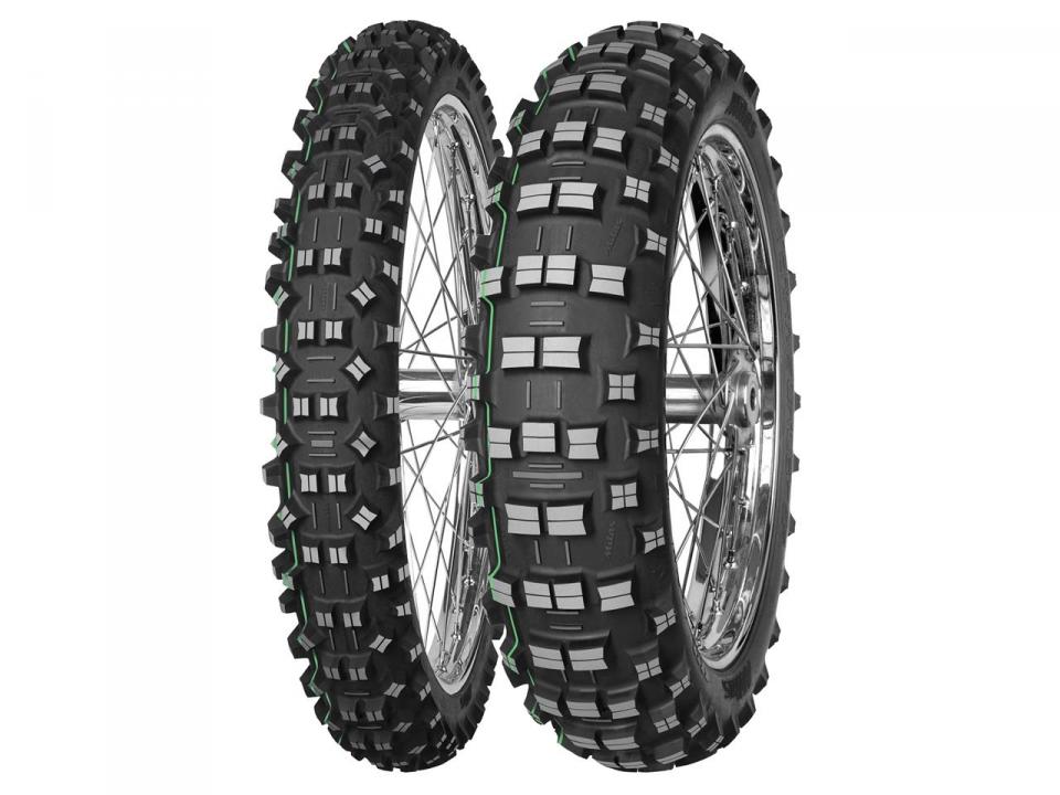 Pneu 120-90-18 Mitas pour Moto Neuf