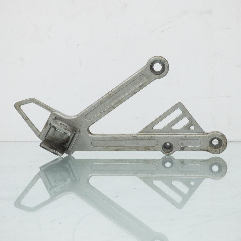 Platine de repose pied pilote droit origine pour moto Gilera 125 MXR Occasion