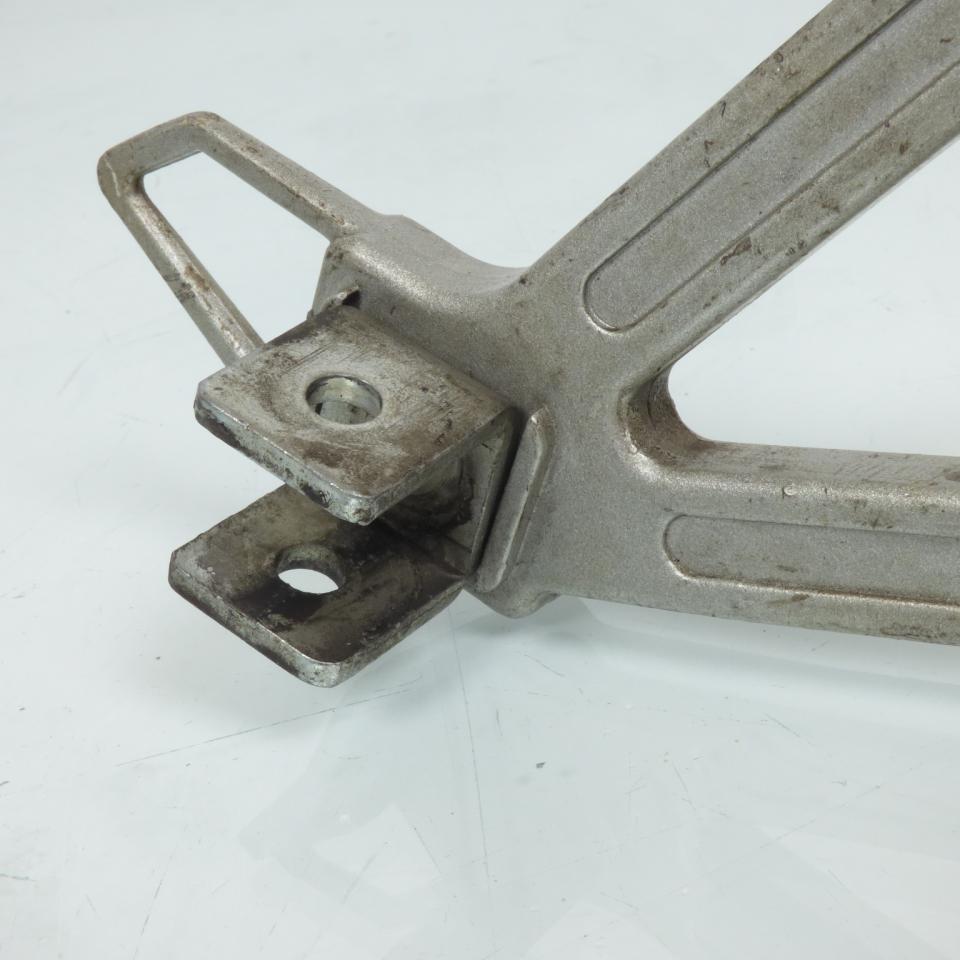 Platine de repose pied pilote droit origine pour moto Gilera 125 MXR Occasion