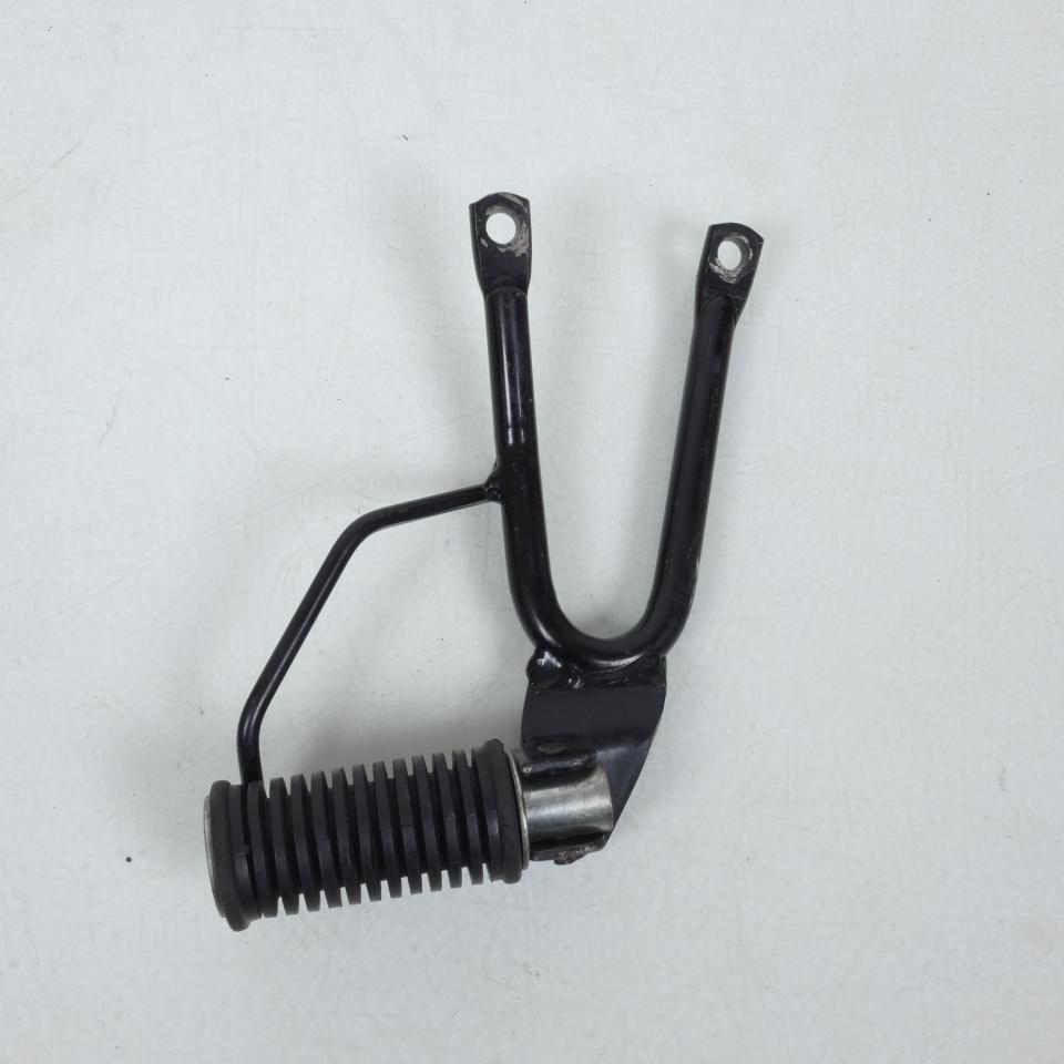 Platine de repose pied pilote droit origine pour moto cale pied Rond Occasion