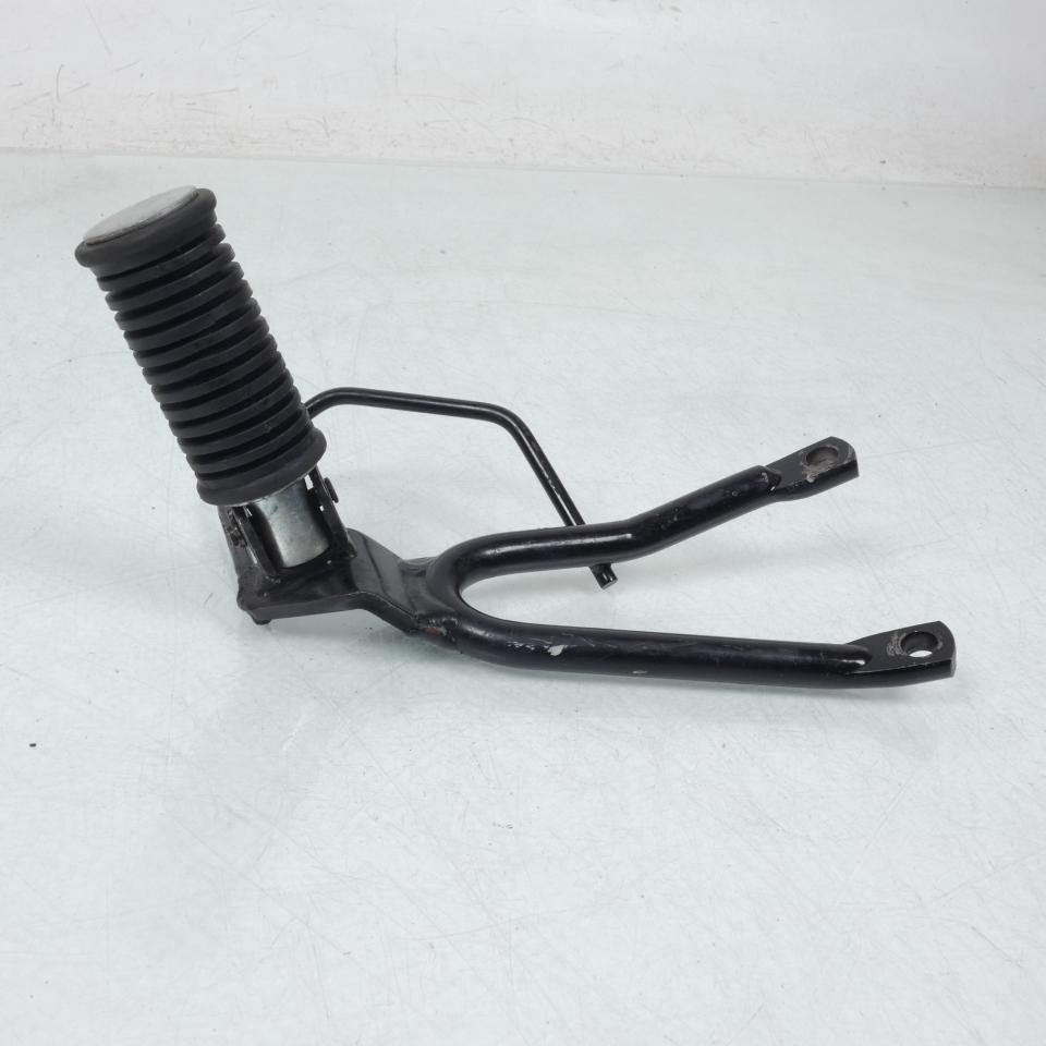 Platine de repose pied pilote droit origine pour moto cale pied Rond Occasion