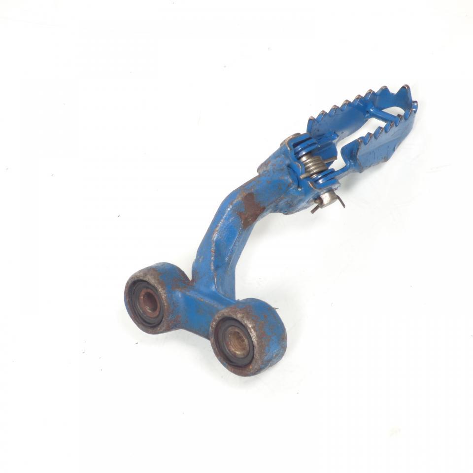 Platine de repose pied pilote droit pour Suzuki DR