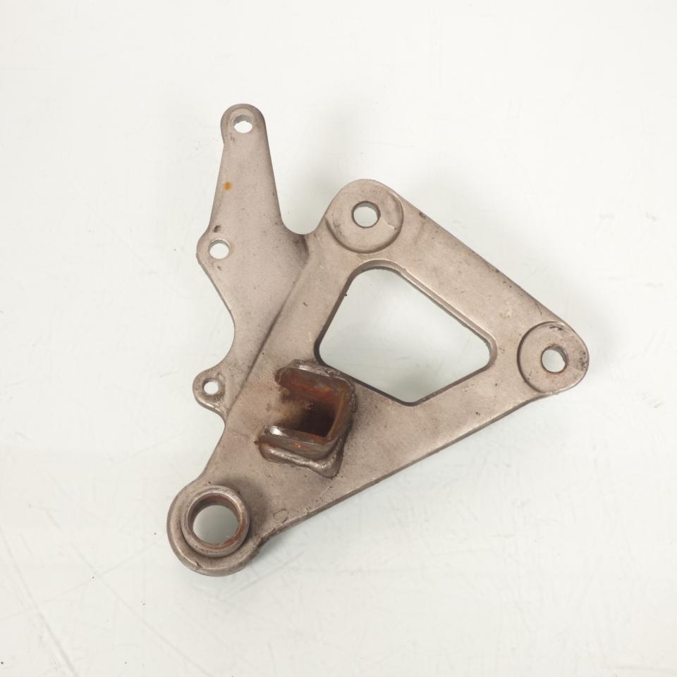 Platine de repose pied pilote droit pour Suzuki GSE