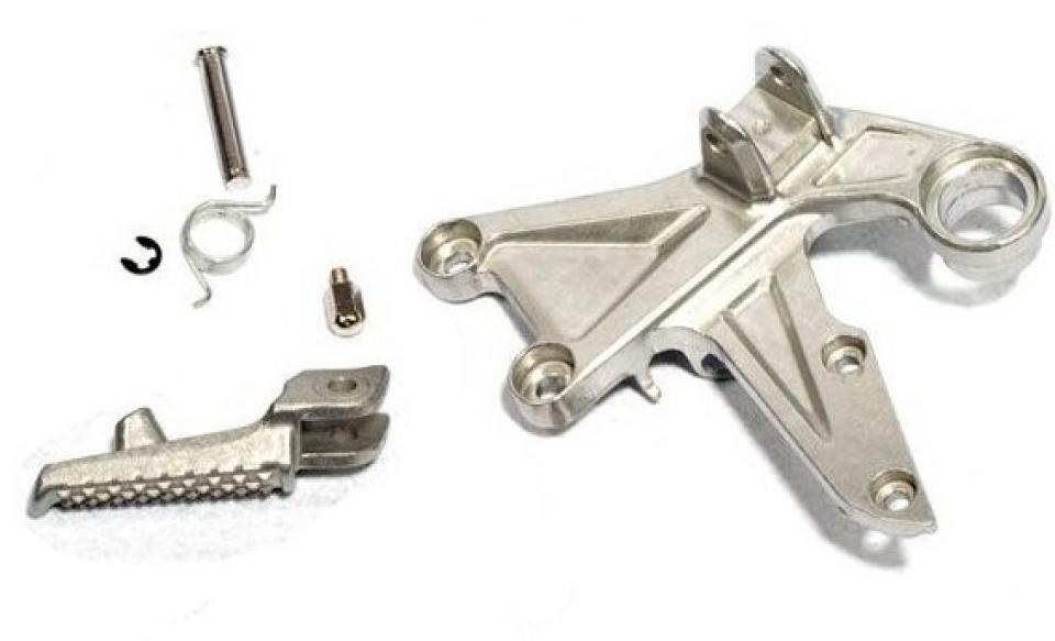 Platine de repose pied pilote droit pour  