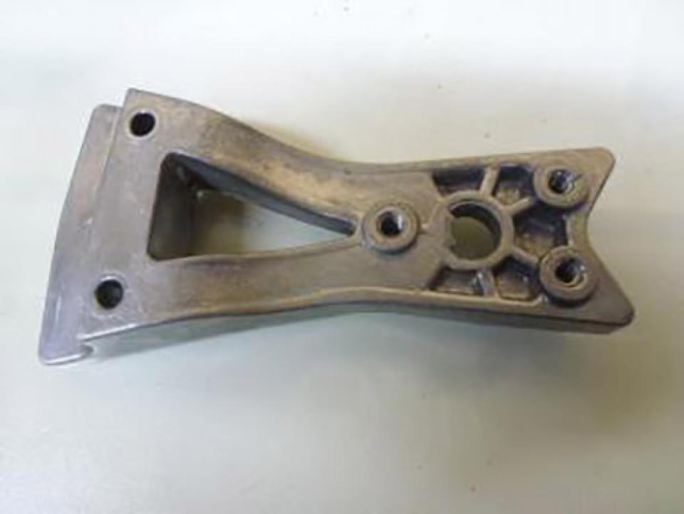 Platine de repose pied pilote droit pour Moto Rieju 50 RS2 Matrix Neuf