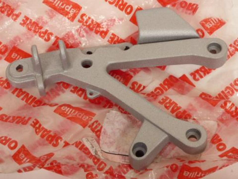 Platine de repose pied pilote droit pour Aprilia motocycle