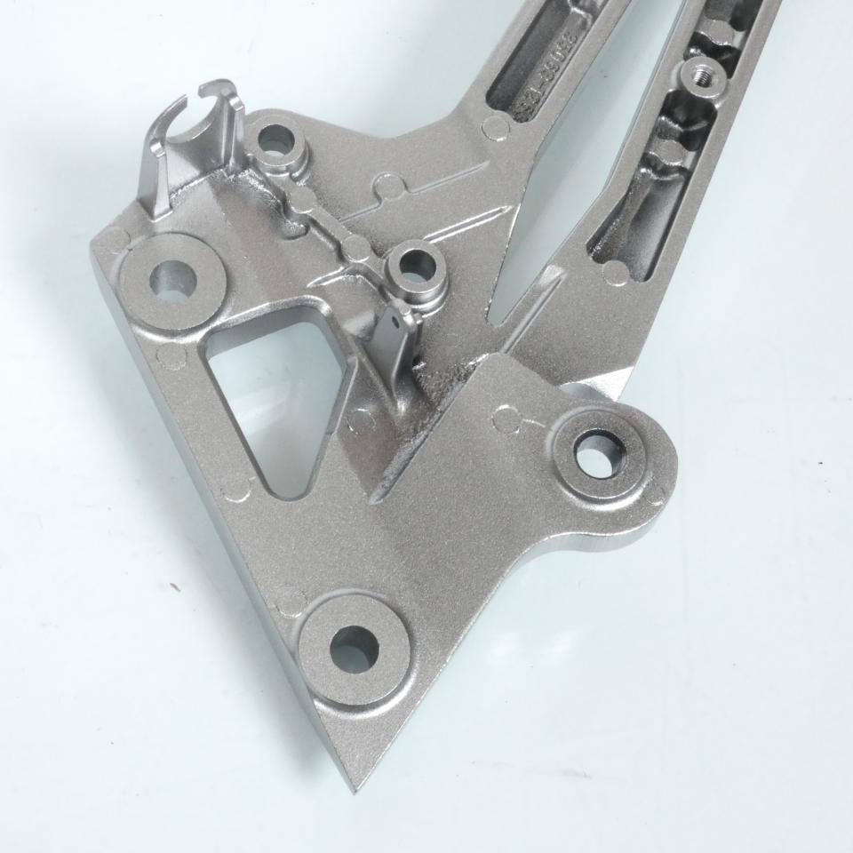 Platine de repose pied pilote droit origine pour Moto Kawasaki 1000 Z 2003 à 2006 35063-1263-458 Neuf