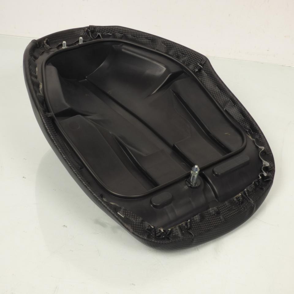 Selle pilote noir pour scooter MBK 50 Nitro 1997 à 2012 5HE-F4710-0000 Neuf