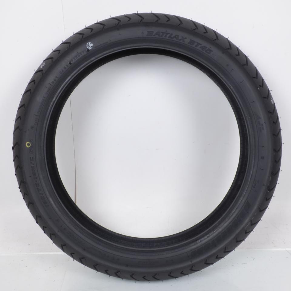Pneu 130-70-18 Bridgestone pour Auto 63H Neuf