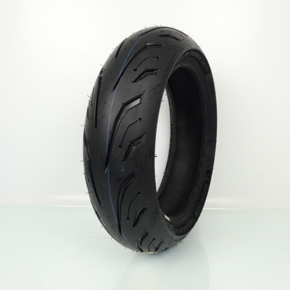 Pneu 160-60-15 pour BMW C Gt