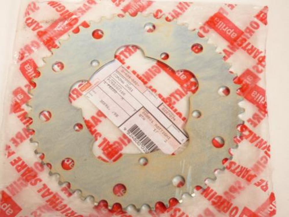 Couronne de transmission origine pour Moto Aprilia 50 RX 1995 à 2002 AP8207074 Neuf