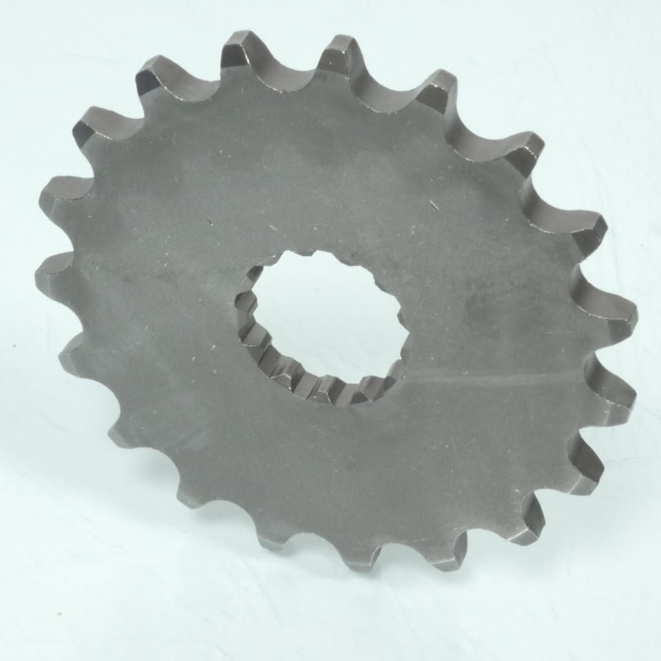 Pignon de sortie de boite Esjot pour Auto 19 dents pas 525 Neuf