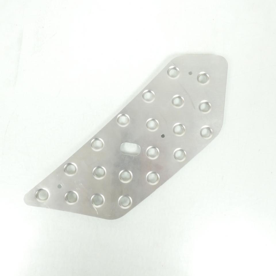 Protection aluminium marche pied droit pour scooter Peugeot 50 Vivacity 2 747596