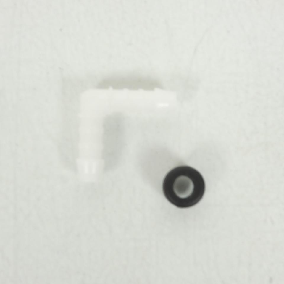photo piece : Durite essence->Peugeot Kisbee 4T Euro4