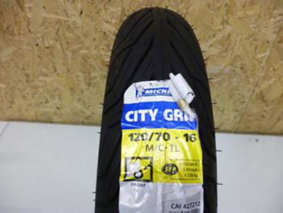Pneu 120-70-16 pour Michelin