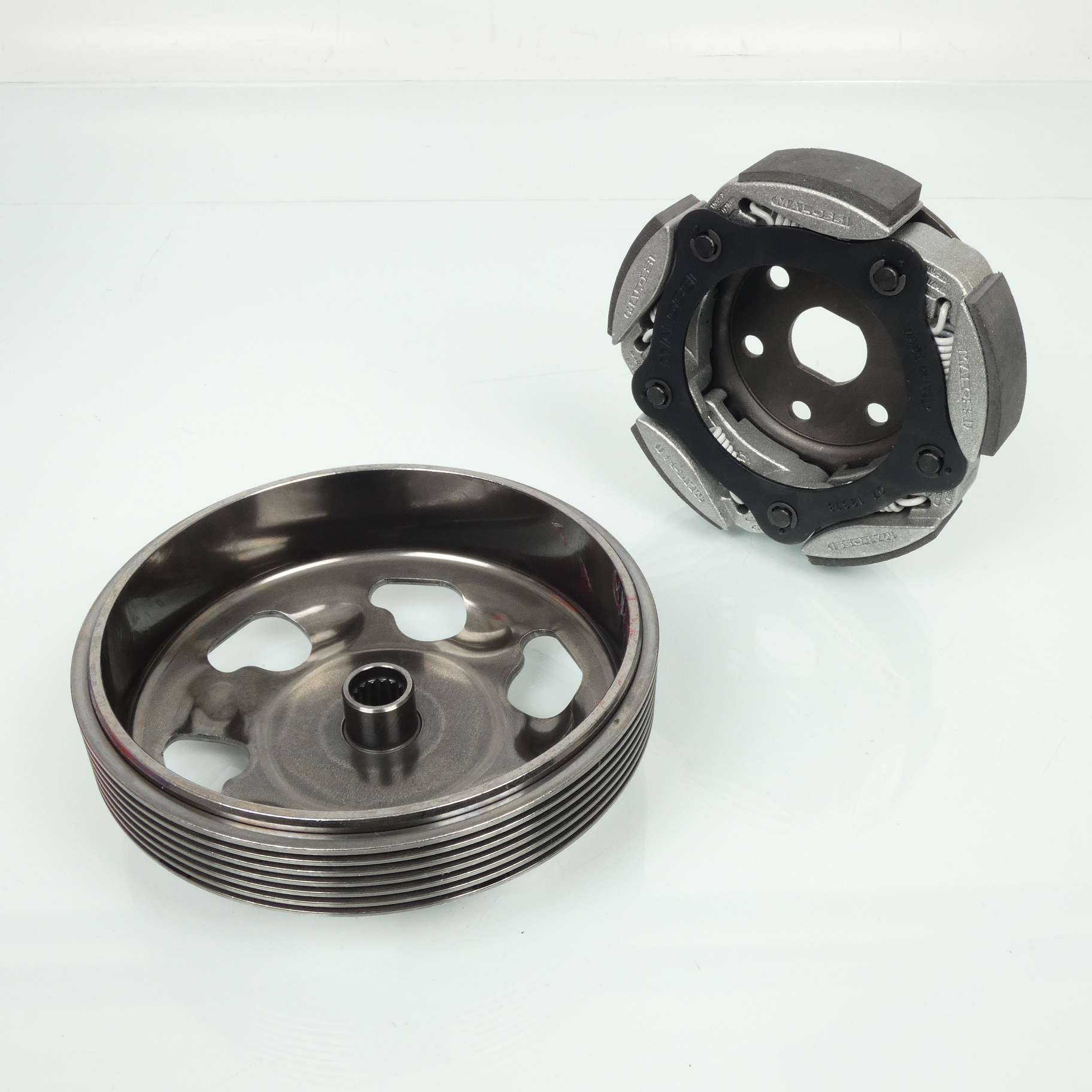 Plateau d embrayage Malossi pour scooter Yamaha 300 MWD TRICITY Après 2020 Neuf