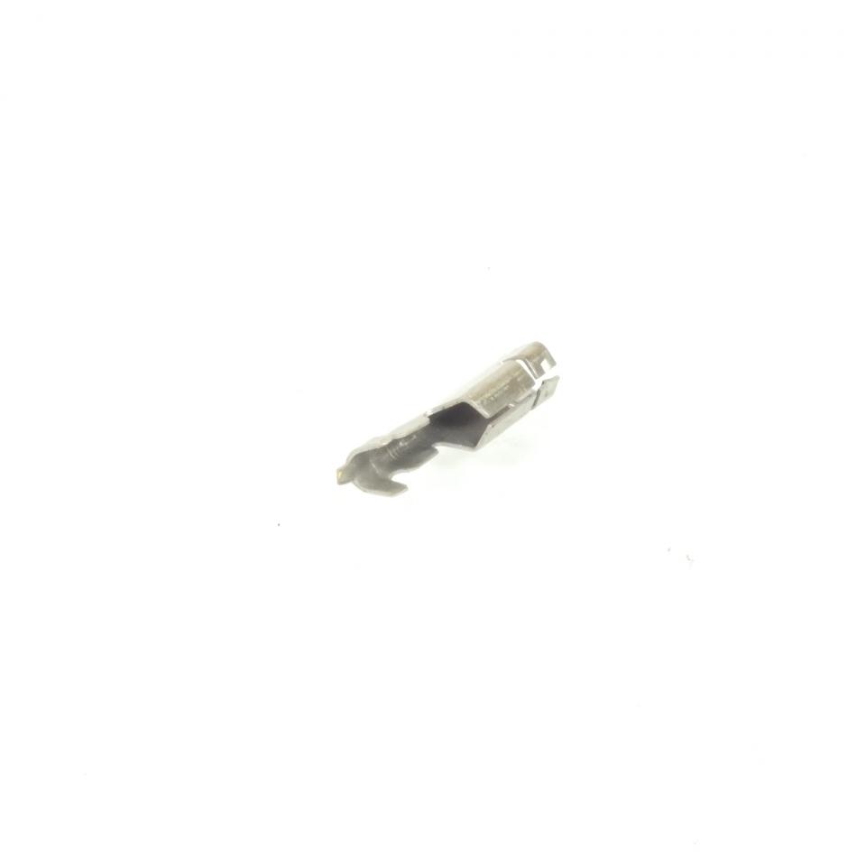 Connecteur électrique femelle à sertir pour deux roues moto Peugeot 897036 Neuf