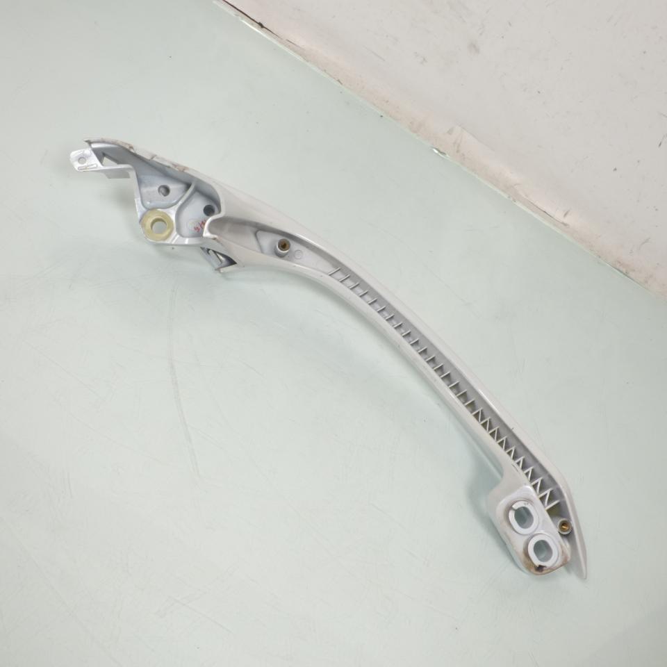 Poignée passager droite origine pour Suzuki 650 Burgman 2013 à 2018 46210-26J
