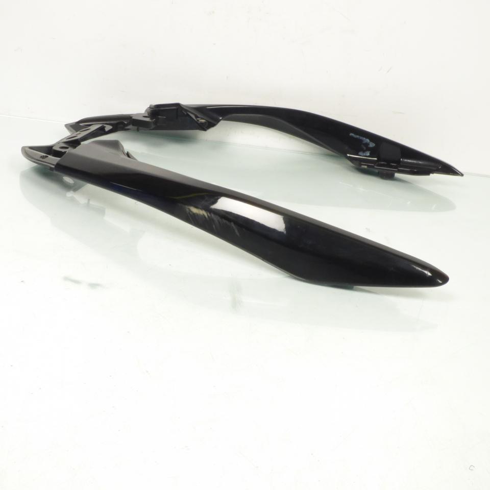 Poignée passager origine pour scooter Suzuki 400 Burgman 2007-2014 46210-05H0 PA6-GF30 Occasion