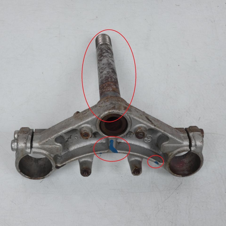 Té  de fourche inférieur Paioli pour moto MBK 50 Xlimit 2003 à 2011 115.650 I604C