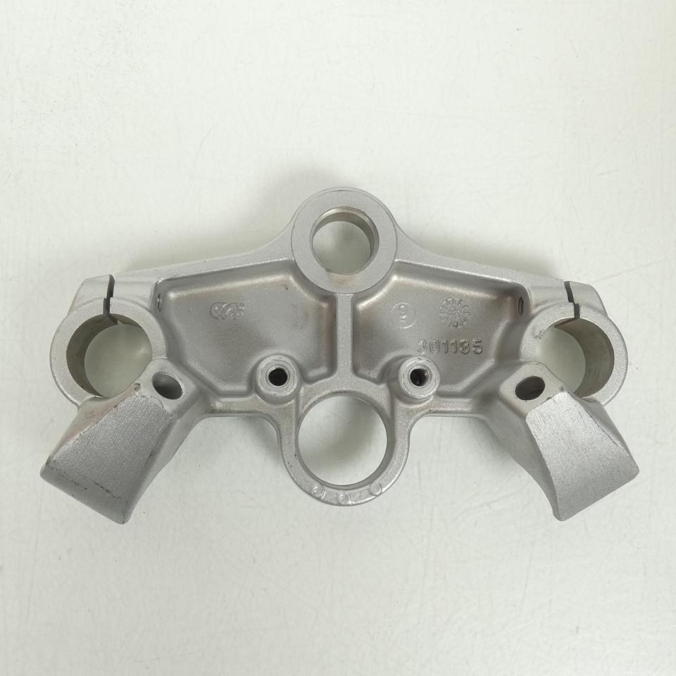 Té de fourche supérieur pour moto Aprilia 50 RS 1992 301135 Ø30mm Occasion