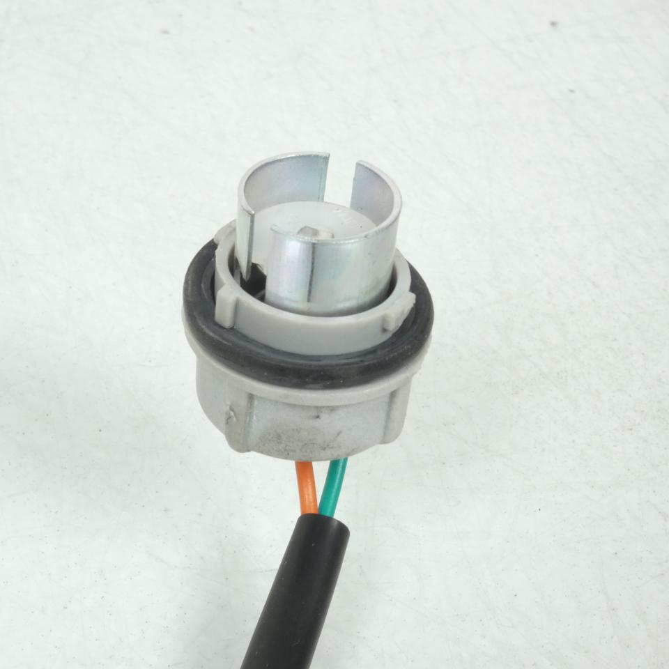 Douille clignotant AV pour scooter Peugeot 50 Kisbee 2T 802457 BAU15s T16 Neuf