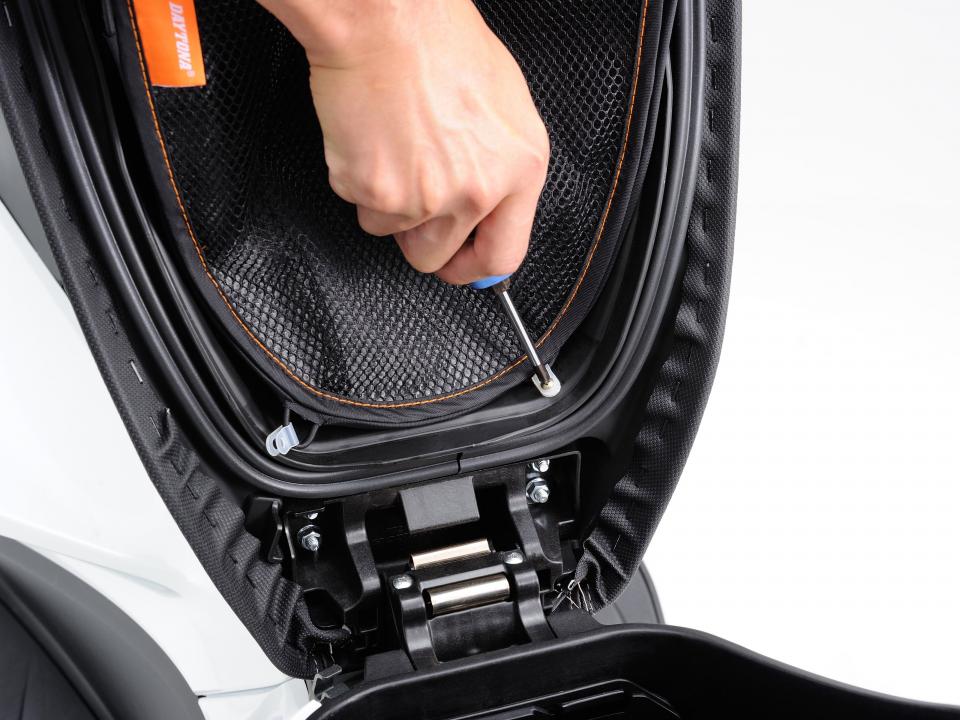 Sacoche et bagagerie souple DAYTONA pour pour Auto Neuf