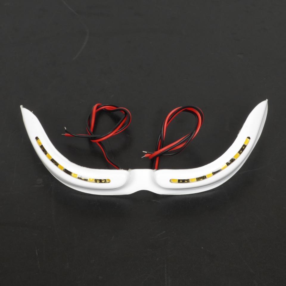 Phare veilleuse additionnel à LED pour moto Derbi 50 Senda R Drd 2005 L-MTKT1306