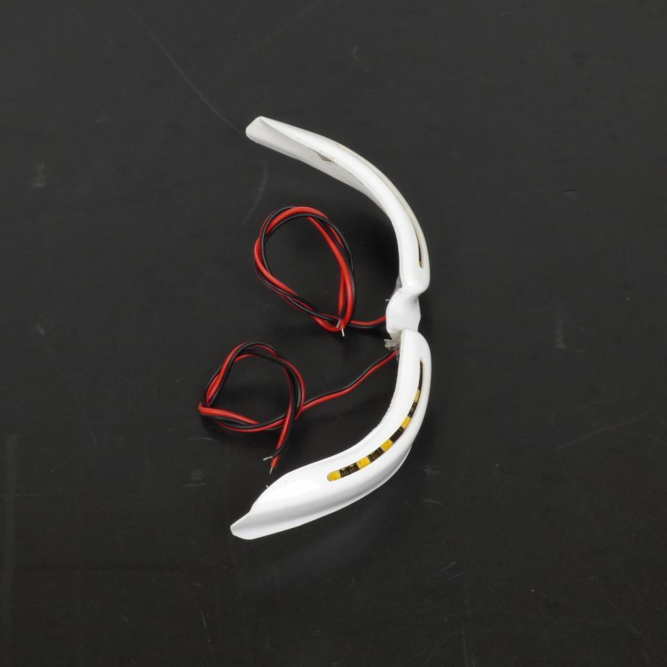 Phare veilleuse additionnel à LED pour moto Derbi 50 Senda R Drd 2005 L-MTKT1306
