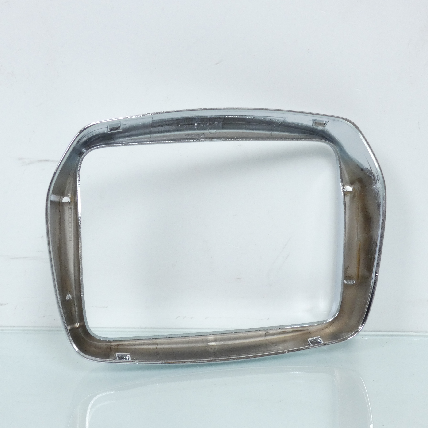 Entourage optique avant origine pour Scooter Piaggio 125 Vespa S 2007 à 2012 654265 Neuf