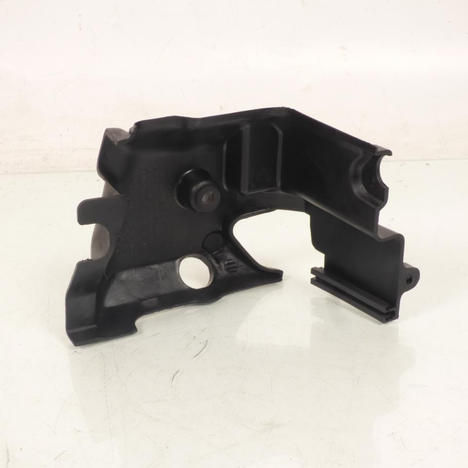 Capotage moteur origine pour scooter Suzuki 125 UE 2001 à 2003 17120-20E00 Occasion