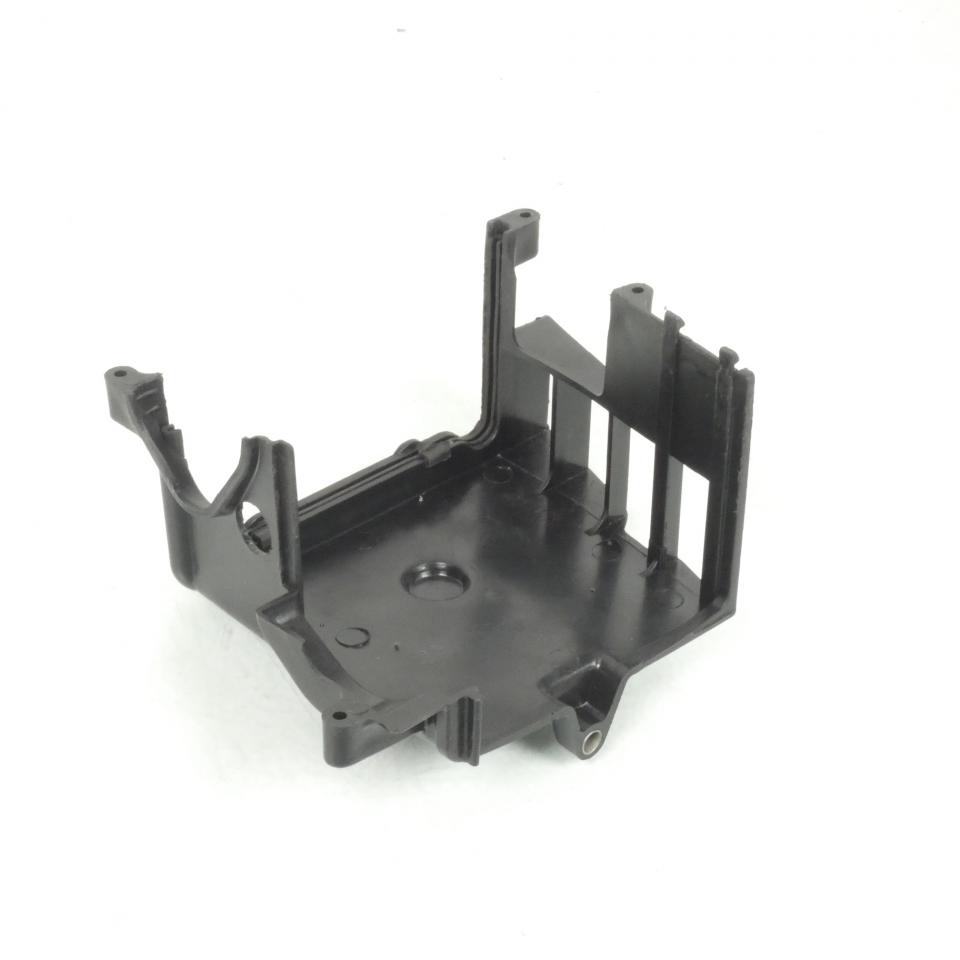 Capotage moteur gauche B pour scooter Peugeot 125 Citystar 802104 Neuf
