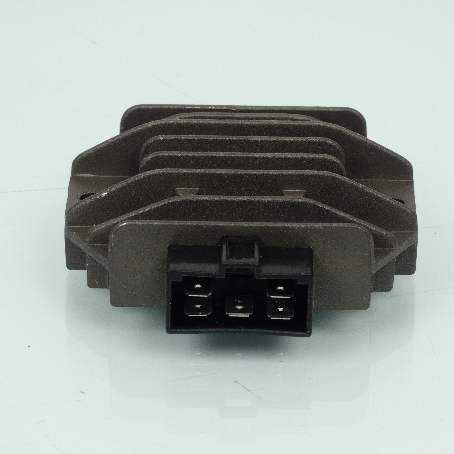 Régulateur de tension pour scooter Yamaha 125 Cygnus 2004 à 2020 4HM819600100