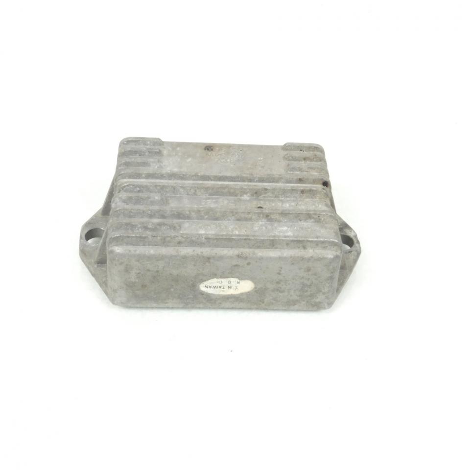 Régulateur de tension 12V pour scooter Piaggio 50 Typhoon 1993-97 291931 2440165