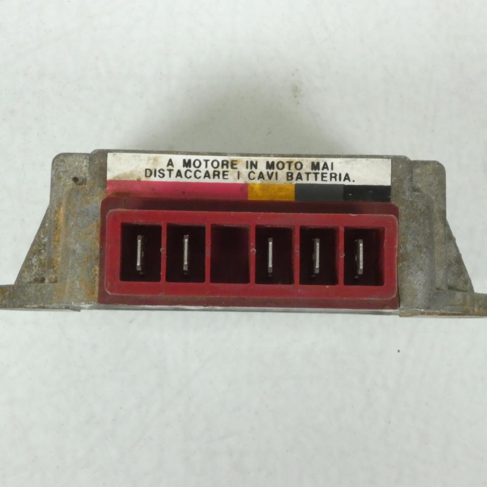 Régulateur redresseur de tension origine pour Scooter Piaggio Typhoon 12V / 343450 Occasion