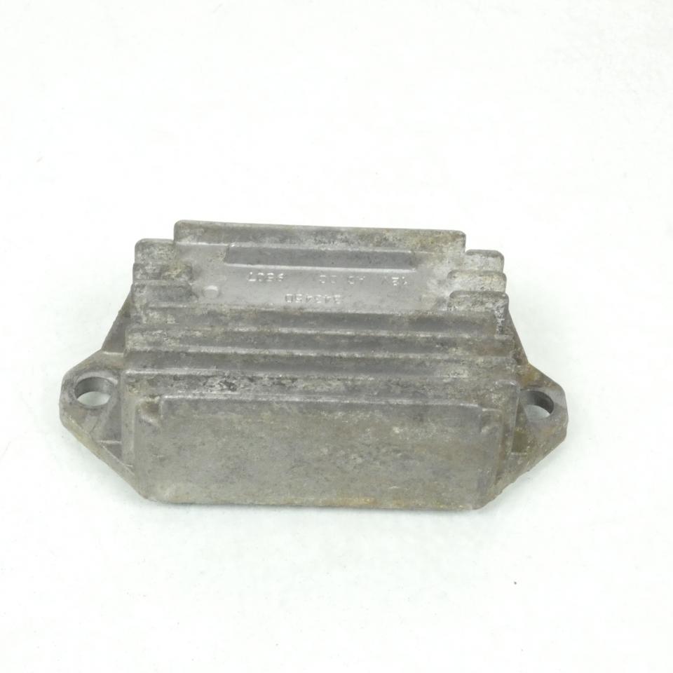 Régulateur redresseur de tension origine pour Scooter Piaggio Typhoon 12V / 343450 Occasion