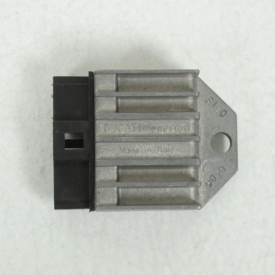 Régulateur redresseur de tension 12V 4VU-H1960-01 pour scooter MBK 50 Nitro 8110