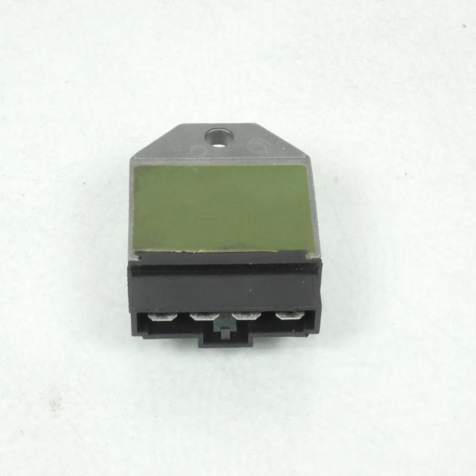 Régulateur redresseur de tension 12V 4VU-H1960-01 pour scooter MBK 50 Nitro 8110
